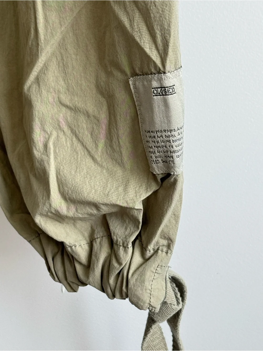 CLOSED Light Olive Men Cargo Parachute Pants Size 34 - Picture 2 of 11
